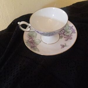 Granny core Victorian-style  tea cup